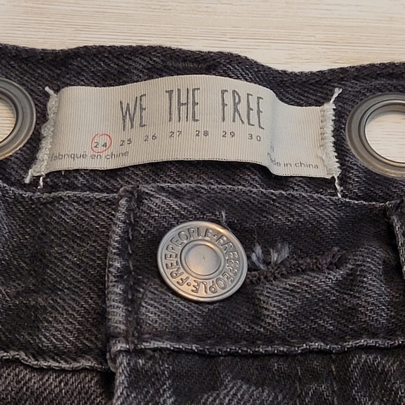 Free People Sashed and Relaxed Grommet Distress Cutoff Denim Shorts Black 24 - Picture 6 of 15